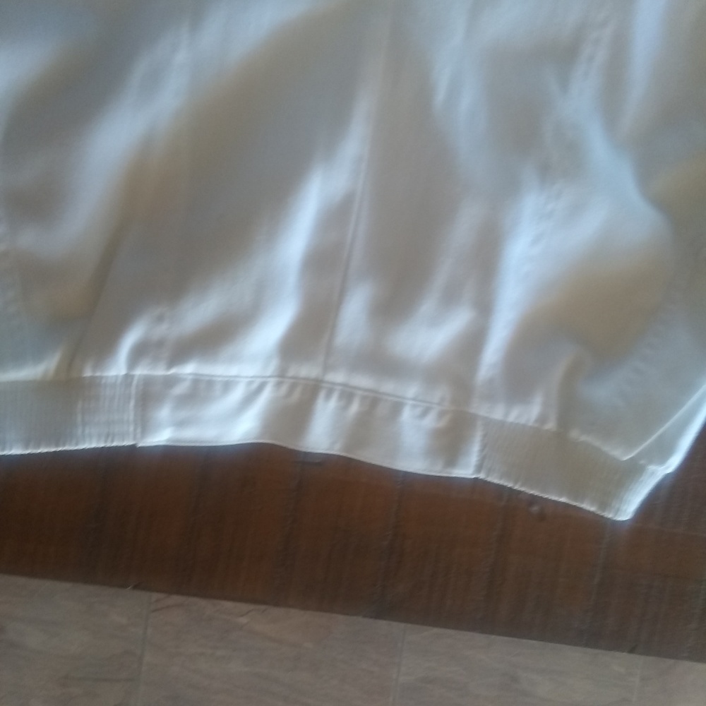 Womans White Capri Pants Size 10